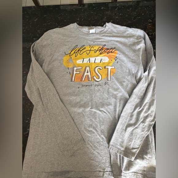 Other - Gray Graphic Long Sleeve Shirt Gilmore girls